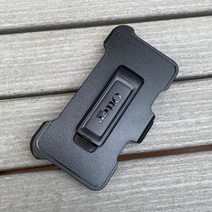 OtterBox Snap-On Phone Case Holder with Clip